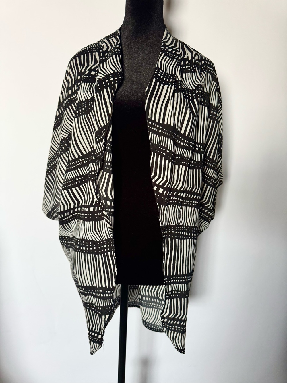 Chico’s Lightweight Shawl S/M